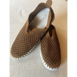 Isle Jacobson Tulip Perforated Suede Mustard Yellow  Slip On Casual Flats Sz 38
